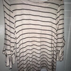 Chico's Beige Green Striped Ruffle Elbow Sleeve Top Women's Size 1 or medium EUC